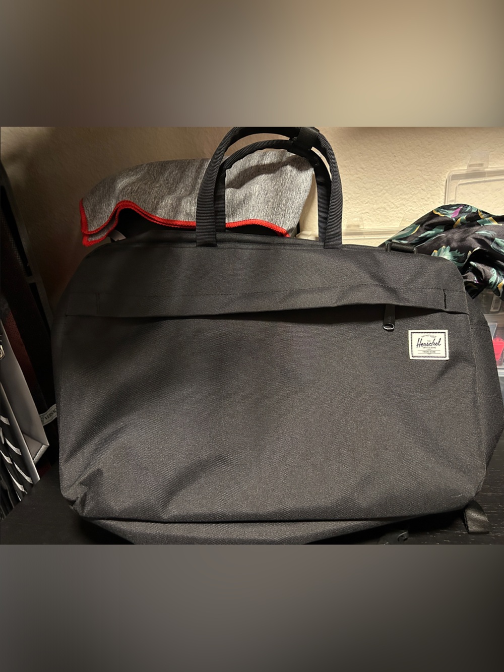 Herschel Sandford Messenger - like new